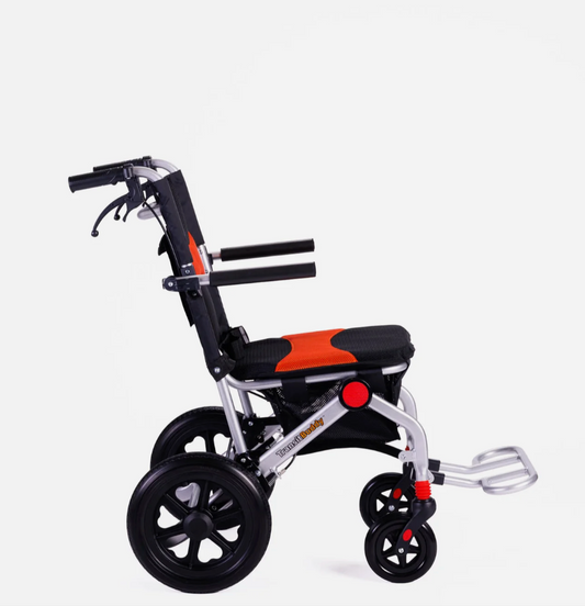 The TB1 travel Chair image 0