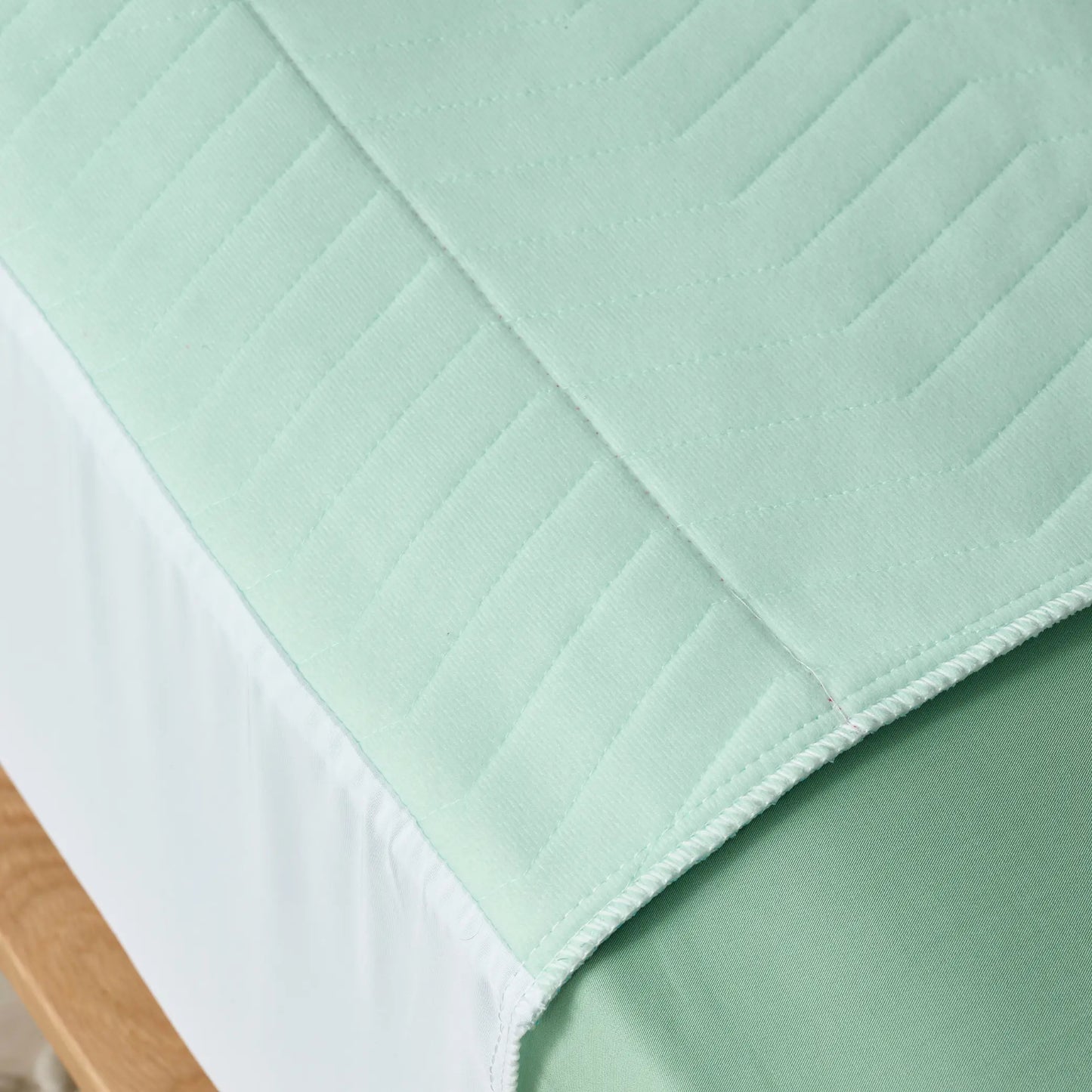 Staydry Boss Reusable Waterproof Bed Pad